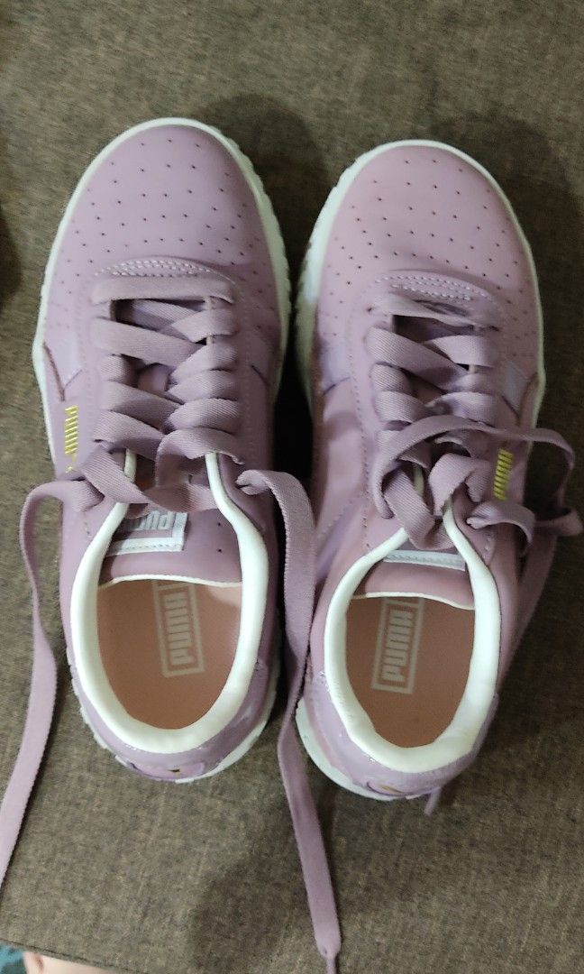 Puma purple shoe
