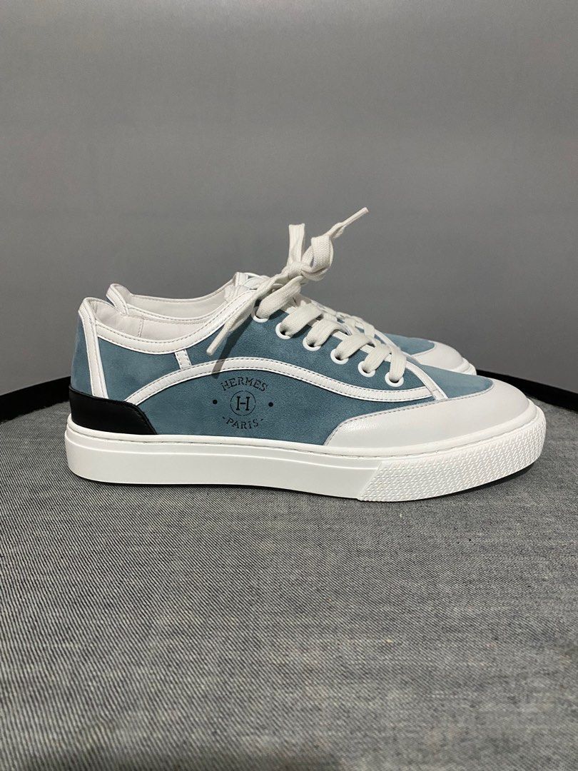 Get the outlet sneakers