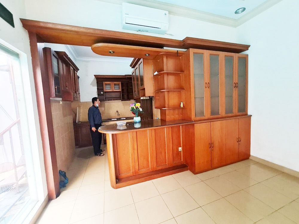 rumah_disewakan_di_cempaka_put_1677746094_065f2b1e_progressive