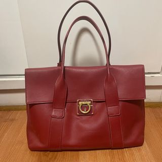 Salvatore Ferragamo Sookie Leather Tote Gancini Lock Tote