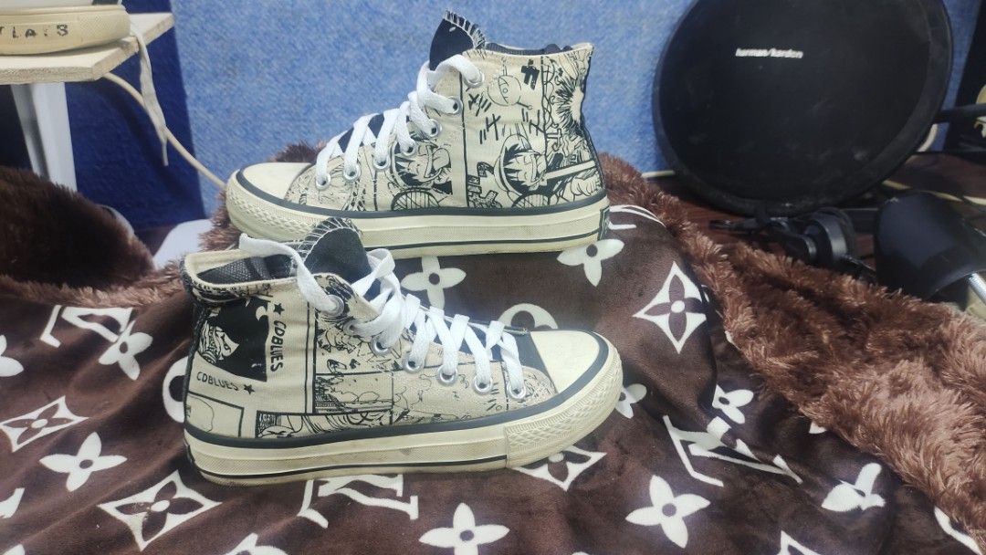 Converse 37 hotsell vans 38