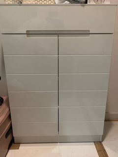 (Category: ) located in . Submitted by Movingout11 (Listing ID 1218319175, Image 1). Description: .