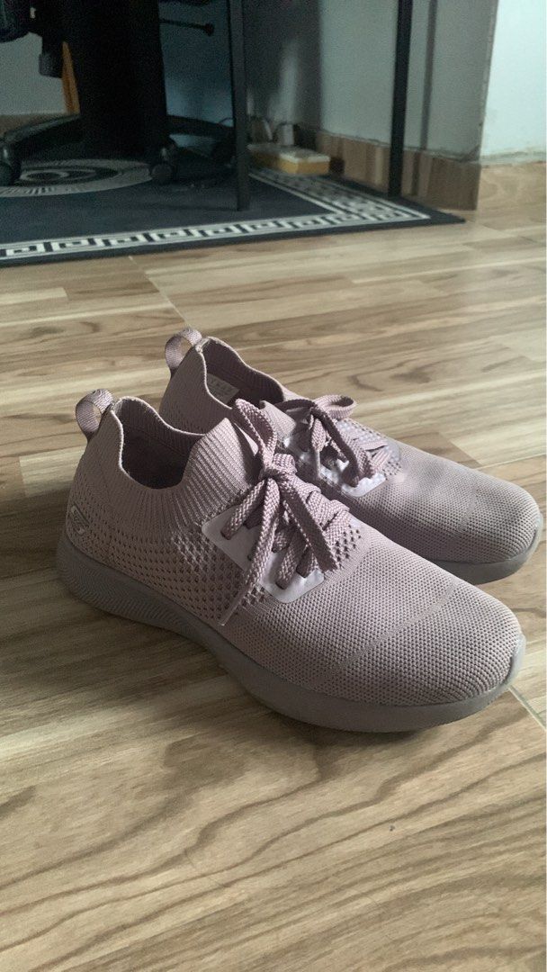 SKECHERS UK 5 Women s Fashion Footwear Shoe inserts on Carousell