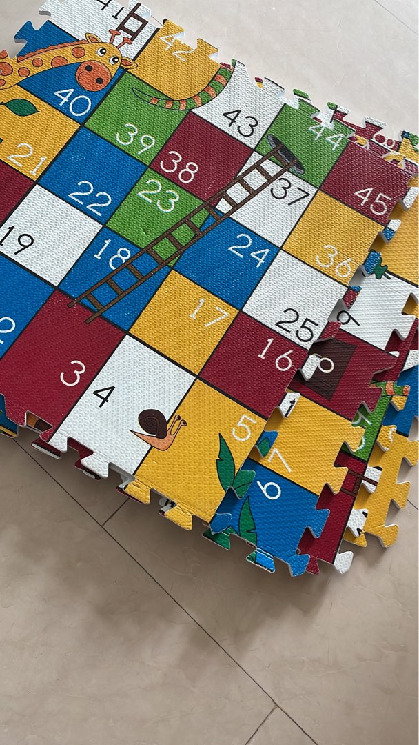 Snakes and Ladder Floor Mat, Hobbies & Toys, Toys & Games on Carousell