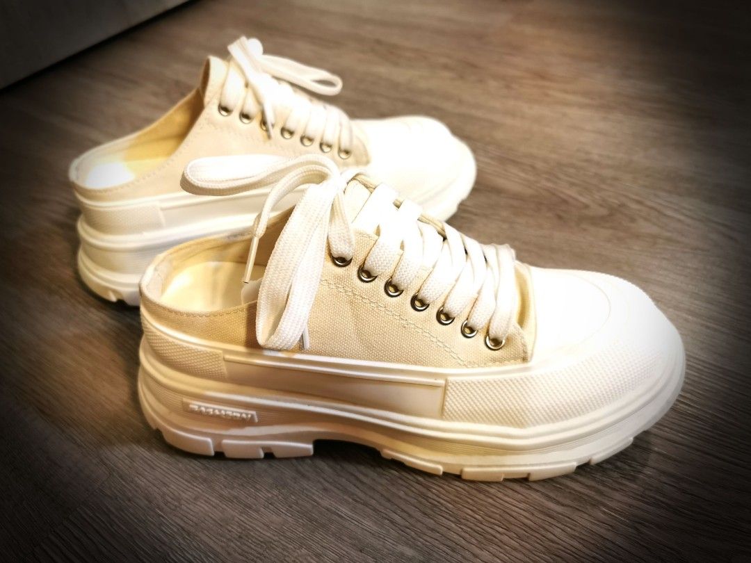 Sneakers for ladies Women s Fashion Footwear Sneakers on Carousell