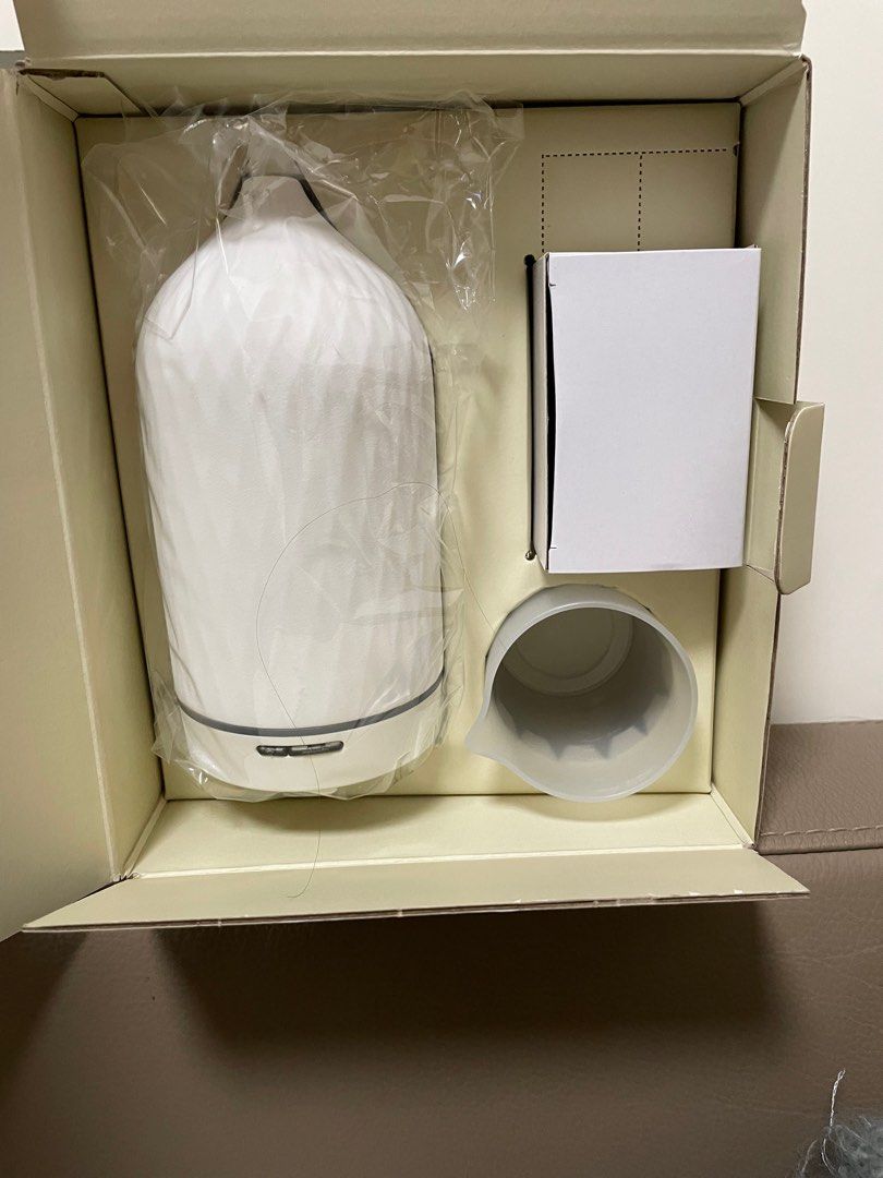 THANN Bryony Electric Aroma Diffuser 全新Bryony 電子香薰噴霧器, 傢俬＆家居, 家居香薰