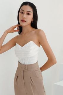 (Category: ) located in . Submitted by buysellcloset (Listing ID 1218229838, Image 1). Description: .