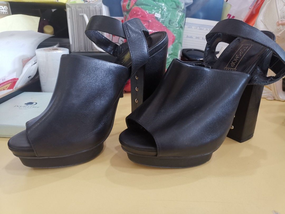 Topshop Women Fashion Vintage Shoes Inspired Black Leather Chunky-Soled  Heel Sandals, Women's Fashion, Footwear, Sandals on Carousell