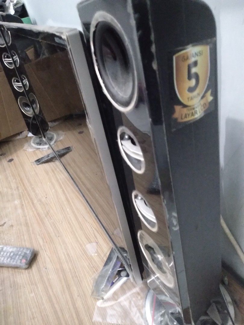 TV Polytron 32 inch Rusak, Elektronik, TV & Perlengkapan Hiburan di