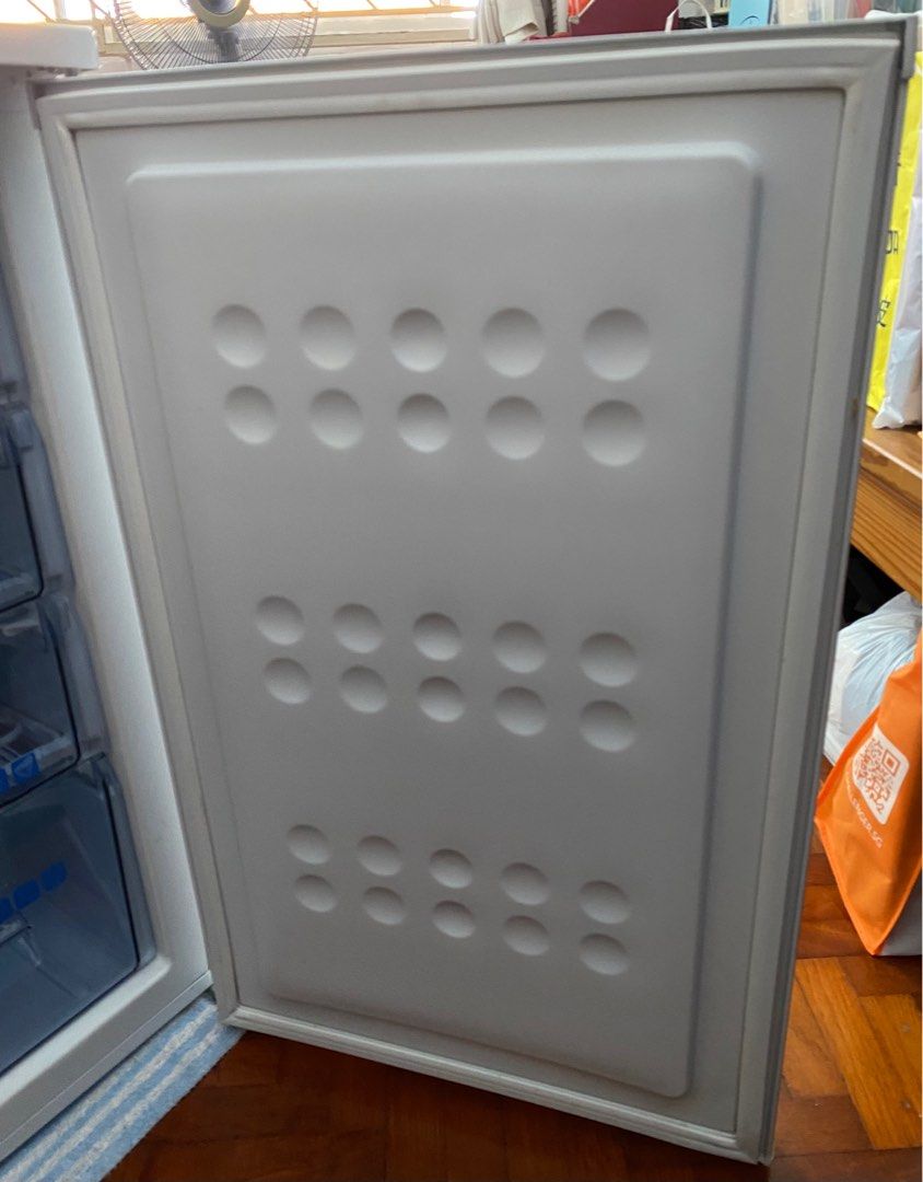 Upright Freezer for breast milk storage, Babies & Kids, Nursing