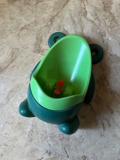 Used Urinal toilet trainer for boys
