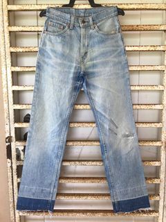 Vintage 90’s USA Levi’s 520 Jeans Light Washed  Waist 28 Authentic