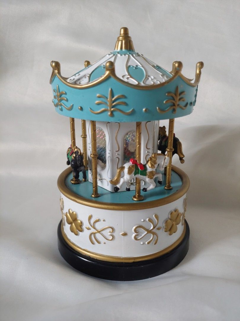 Vintage carousel musical box on Carousell