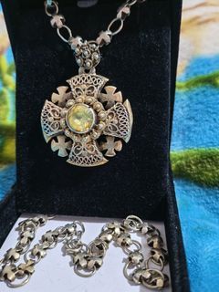 Vintage Gothic Cross Design