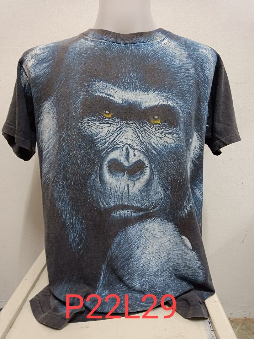 vintage king kong t shirt, Men's Fashion, Tops & Sets, Tshirts & Polo
