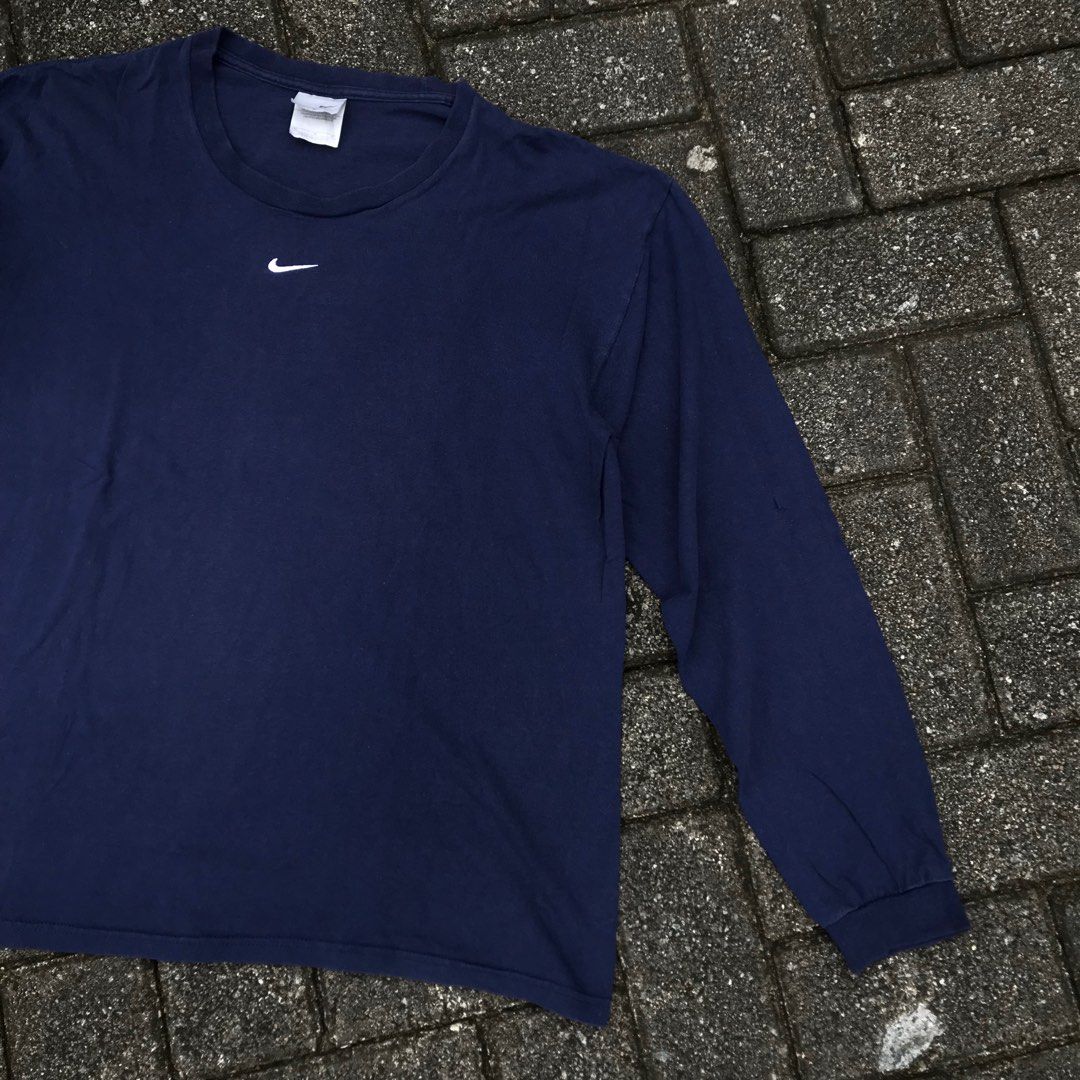 nike center swoosh long sleeve