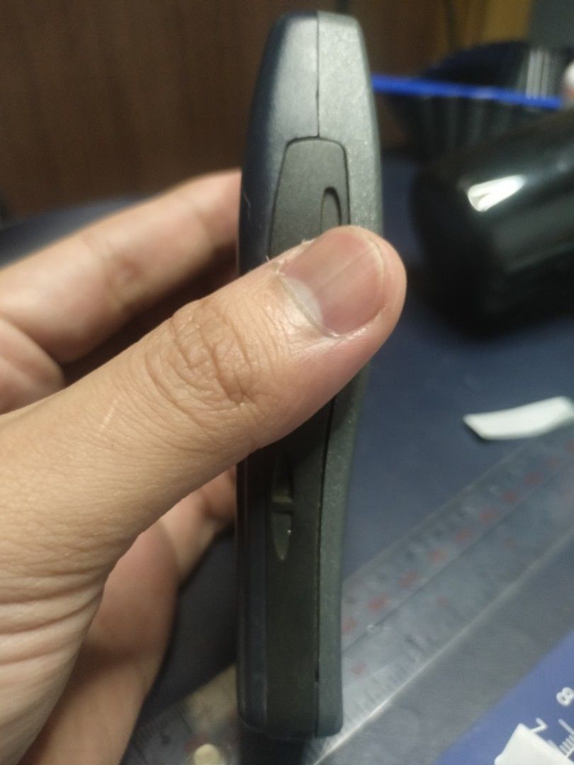 Vintage Nokia 3310 phone only (Category: Early Generation Mobile Phones) located in Quezon City. Submitted by cslapid (Listing ID 1218302898, Image 2). Description: Have not used the phone and don't have any charger or accessories. Item is as is..