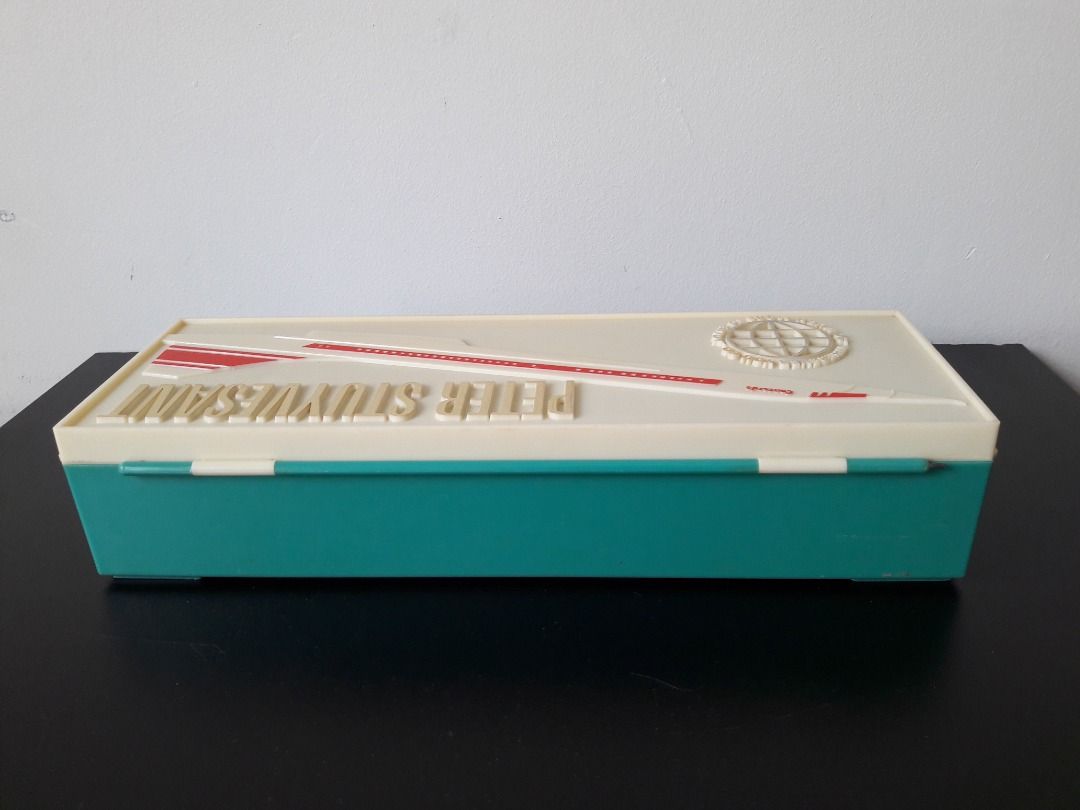 Vintage Peter Stuyvesant Box, Hobbies & Toys, Memorabilia