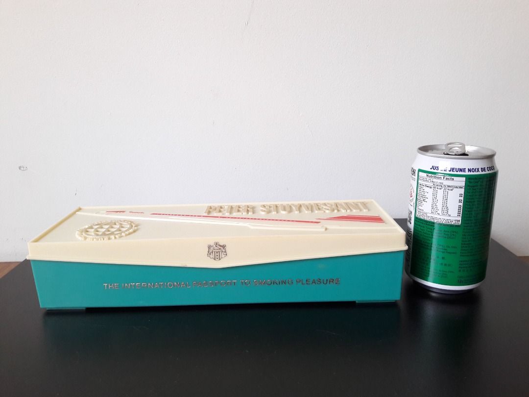 Vintage Peter Stuyvesant Box, Hobbies & Toys, Memorabilia