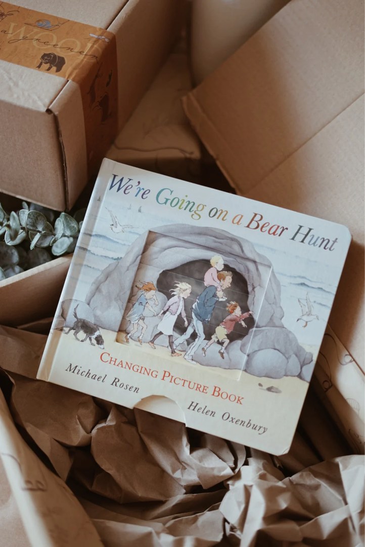 We're Going on a Bear Hunt by Michael Rosen (Changing Picture Book ...