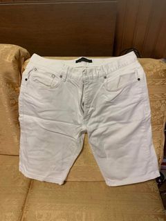 (Category: ) located in . Submitted by kobe_5 (Listing ID 1218198930, Image 1). Description: .