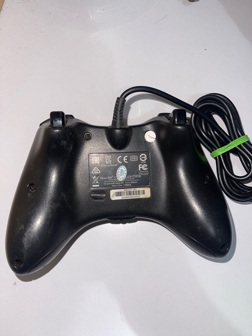 XBOX 360 Controller UNTESTED (Category: Controllers) located in Taguig. Submitted by johnhb (Listing ID 1218376829, Image 2). Description: WYSIWYG. Untested. No warranties or refunds MOP: GCash MOD: Lalamove from BGC (No COD!).