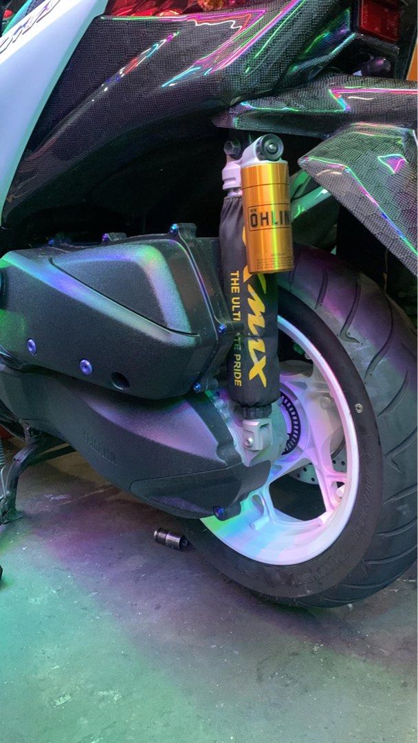 Xmax Color Repainted XMAX ORIGINAL RIMS REPAINT WHITE READY TO SWAP, Motorcycles, Motorcycle ...