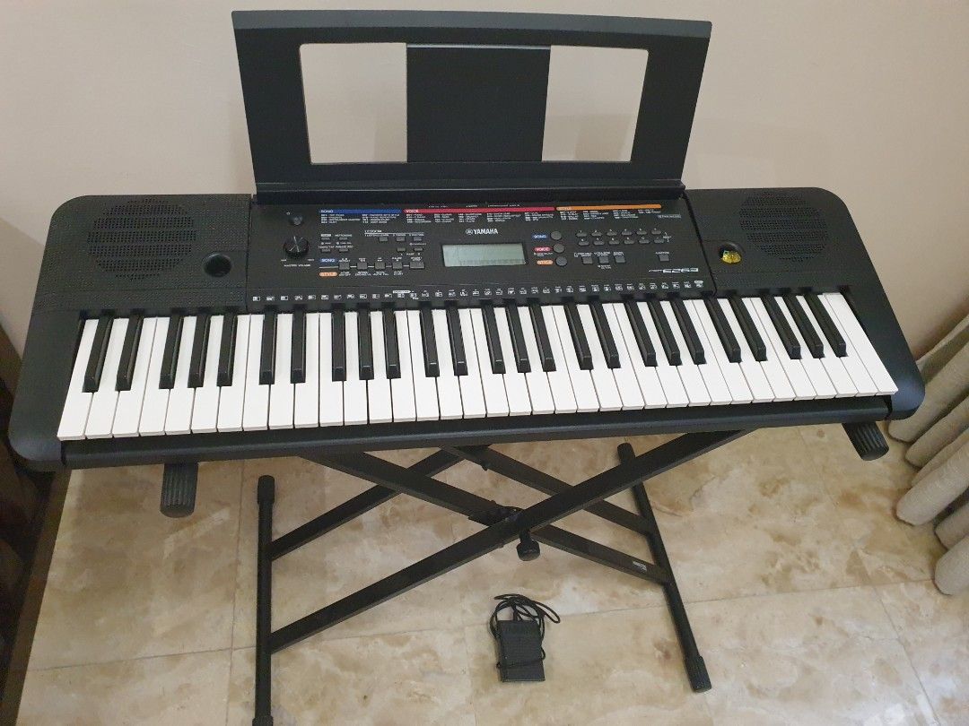 YAMAHA PSRE263 Keyboard ( Including Hamilton Stage Pro Stand+ Yamaha