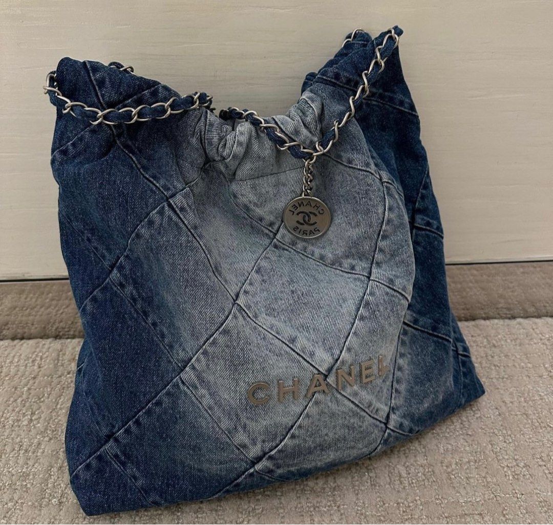 Chanel 22 Small Handbag Shiny Calfskin AS3260 Blue Gold