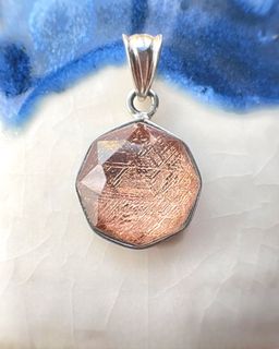 （分類：）位於 。 由 vava0825 提交（商品編號 1221828902，圖片 1）。簡介： 。