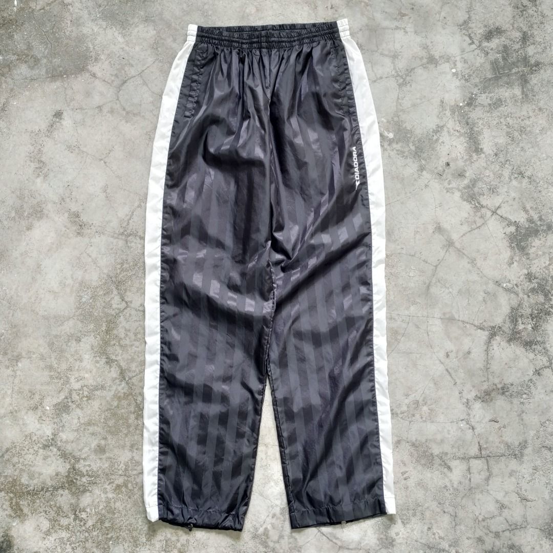 Diadora hotsell tracksuit bottoms