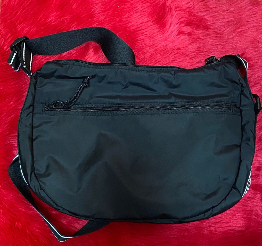 Adidas Courtside Crossbody, Women's Fashion, Bags & Wallets, Crossbody