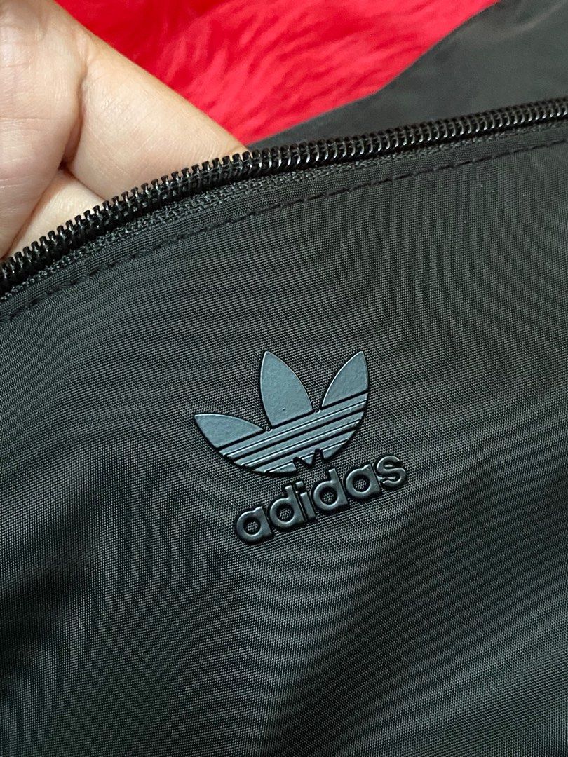 Adidas Courtside Crossbody, Women's Fashion, Bags & Wallets, Crossbody Bags on Carousell