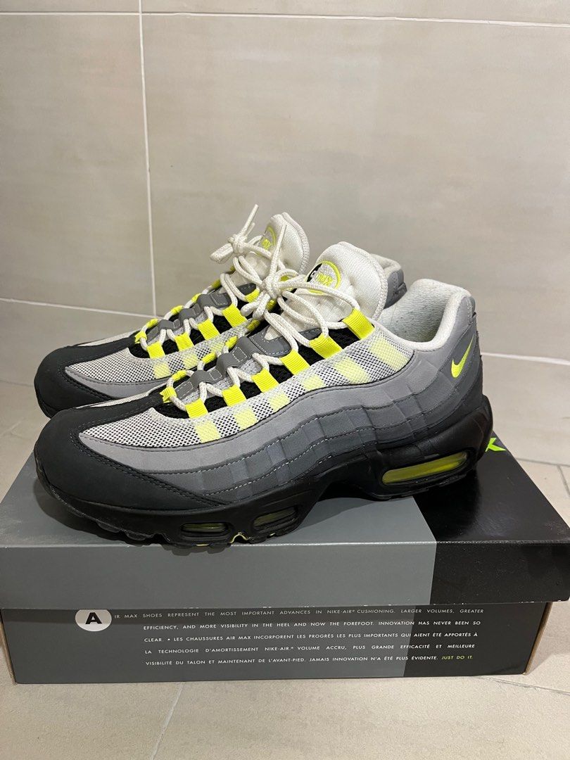 Air max 95 Neon Yellow OG, 他的時尚, 鞋, 運動鞋在旋轉拍賣