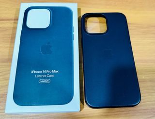 Apple Leather Case with Magsafe for iPhone 14 Pro Max