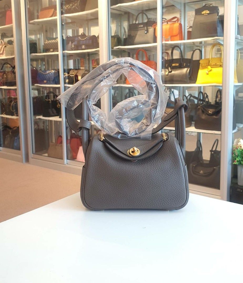 Hermes Brand New Mini Lindy Gris Etain in Clemence , GHW Stamp Y, Luxury,  Bags & Wallets on Carousell