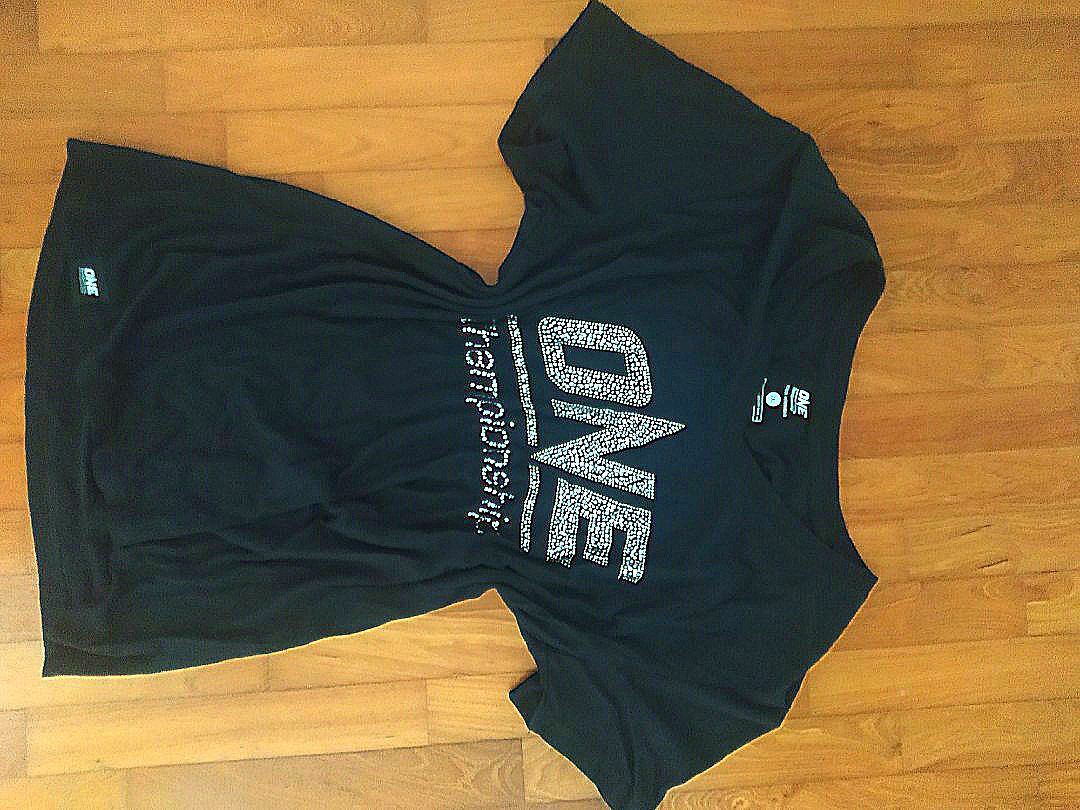 One championship clothing sales