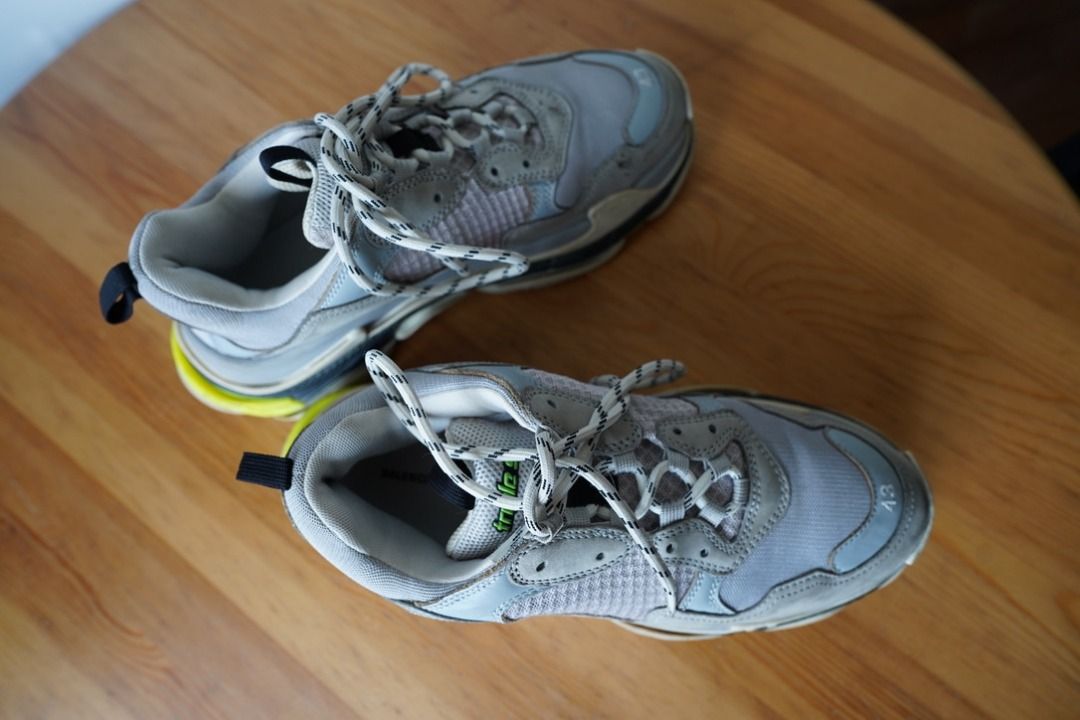 Balenciaga triple s gris cheap