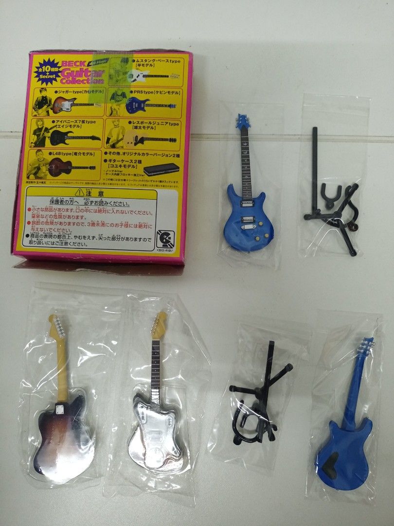ベックギターコレクション多数ハードケースストラップ等 - 楽器、器材