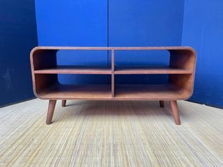 Bentwood Tv Rack 40”L x 17”W x 20”H   Solid wood In good condition