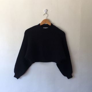 BLACK CROPPED SWEATER TURTLE NECK