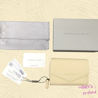 [BRAND NEW] Charles & Keith Stitch Trim Envelope Wallet Beige
