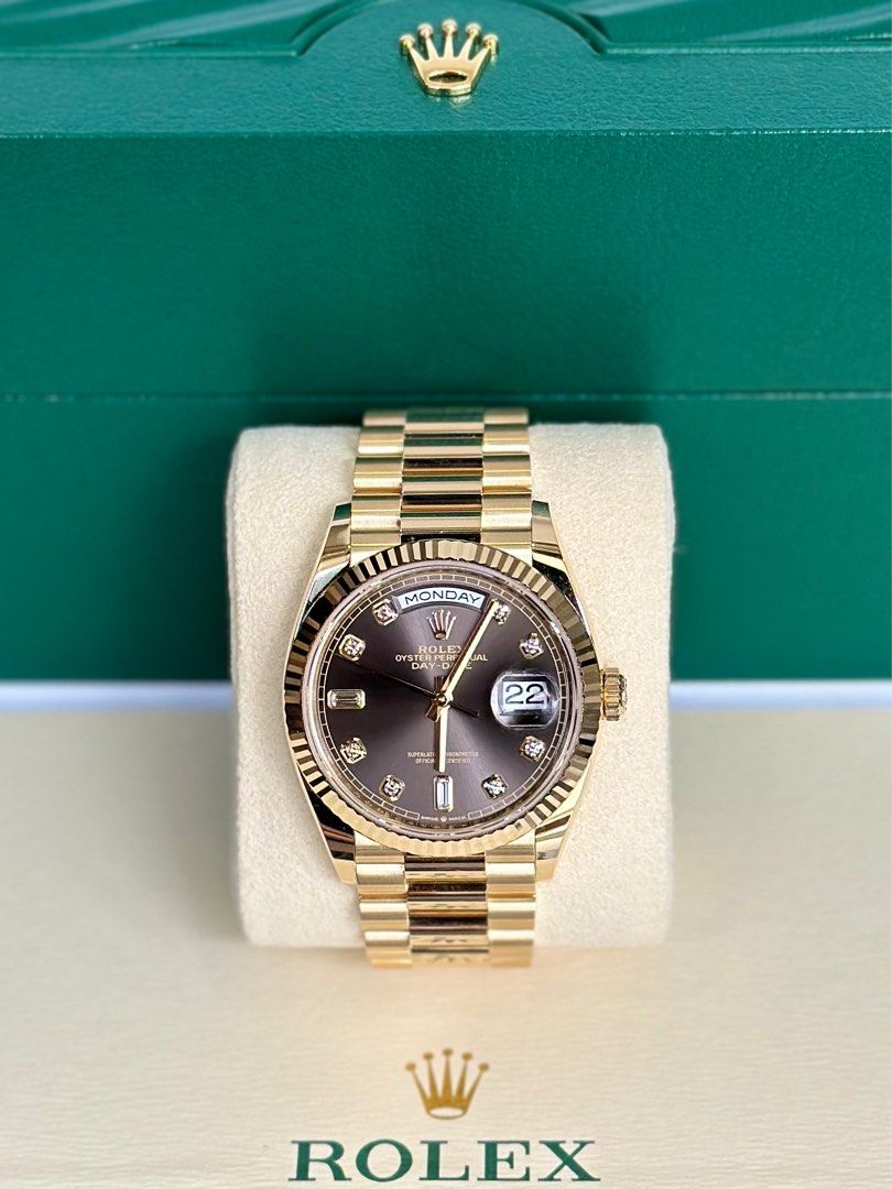 Rolex day deals date grey dial