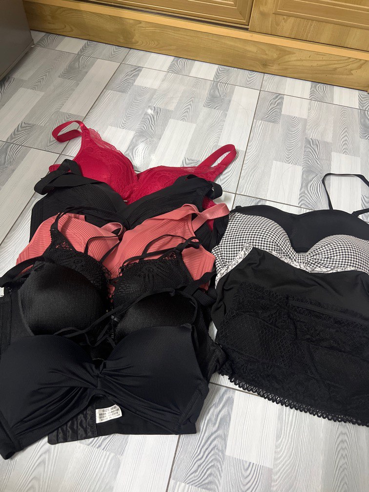 Bras just try on only want to letgo, Women's Fashion, Activewear on  Carousell