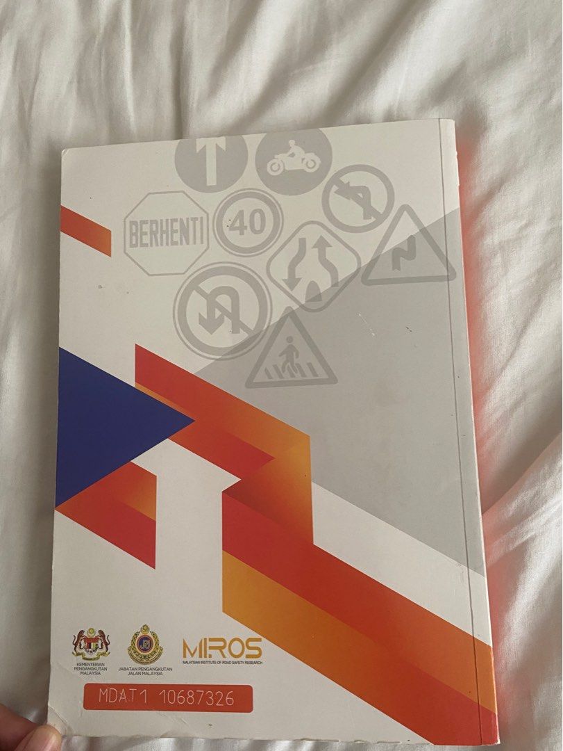 BUKU PANDUAN MEMANDU (AUTO), Hobbies & Toys, Books & Magazines