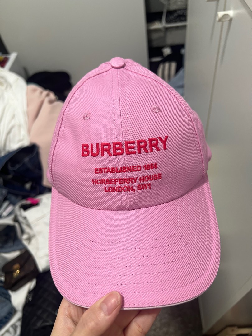 burberry hat, Men's Fashion, Watches & Accessories, Caps & Hats on Carousell