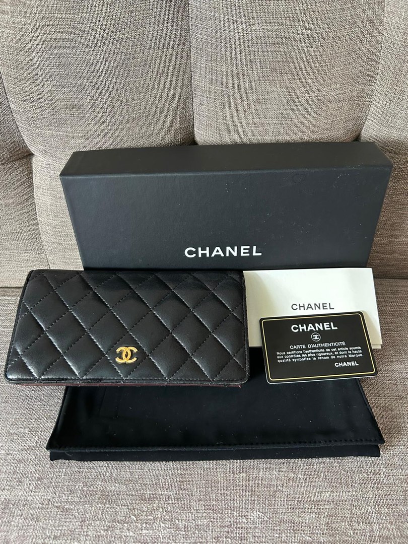 Chanel Wallet for sale !, Luxury, Bags & Wallets on Carousell
