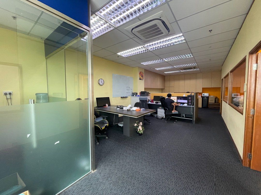 Cheap and Big Commercial/Industrial Office Space, Property, Rentals,  Commercial on Carousell