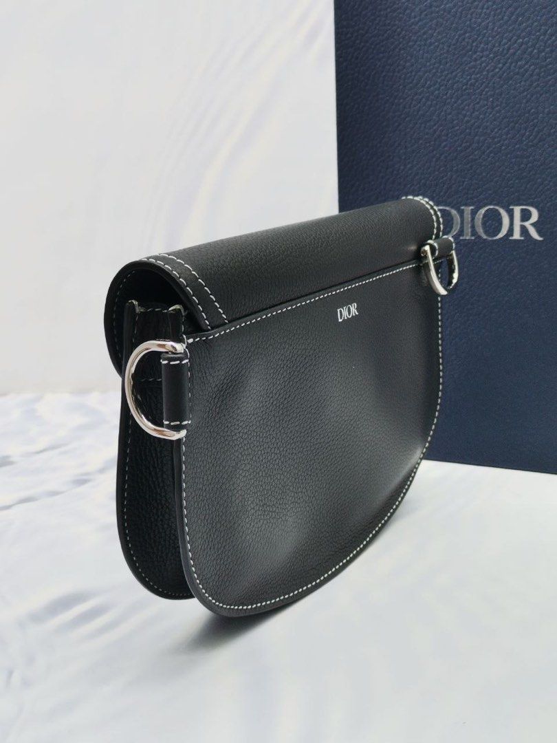 CHRISTIAN DIOR X KAWS GRAINED CALFSKIN SADDLE POUCH BAG -FULL SET-, Luxury, Bags & Wallets on Carousell Christian Dior X Kaws Grained Calfskin Saddle Pouch Bag -Full Set-, Luxury, Bags & Wallets On Carousell