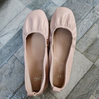 (Category: ) located in . Submitted by perrie88 (Listing ID 1221778144, Image 1). Description: .